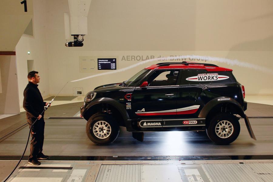  Mini John Cooper Works Countryman Rally (F60) 2017 года  (фото 9 из 67)